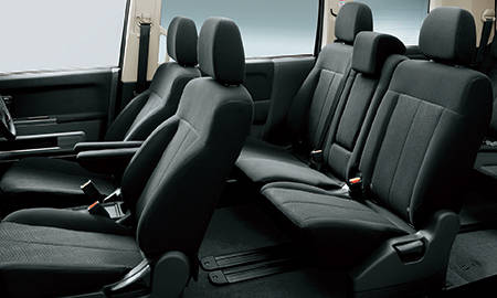 MITSUBISHI DELICA D5