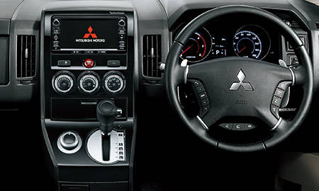 MITSUBISHI DELICA D5