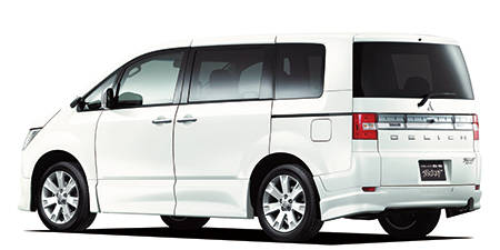 MITSUBISHI DELICA D5