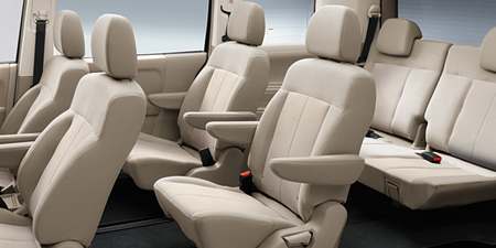MITSUBISHI DELICA D5
