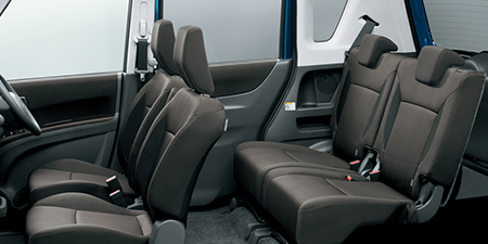 MITSUBISHI DELICA D2
