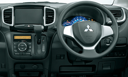 MITSUBISHI DELICA D2