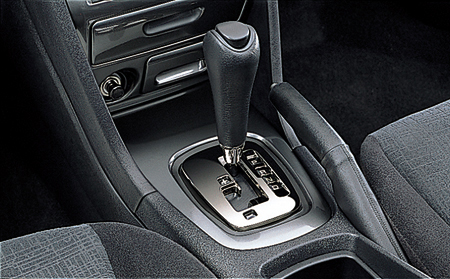MITSUBISHI LEGNUM
