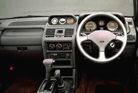 MITSUBISHI PAJERO