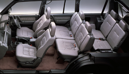 MITSUBISHI PAJERO