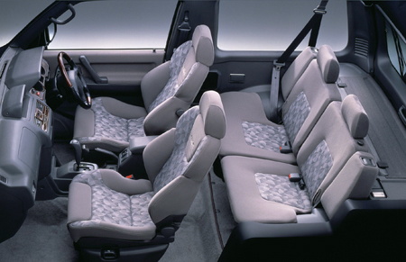 MITSUBISHI PAJERO