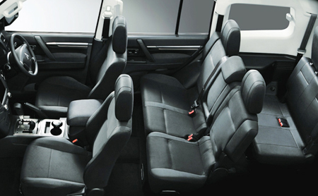 MITSUBISHI PAJERO