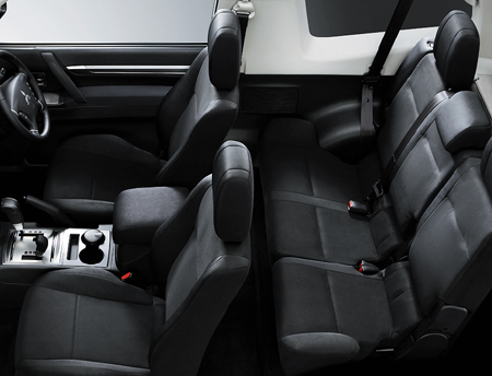 MITSUBISHI PAJERO