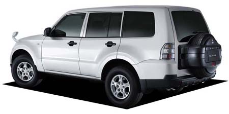 MITSUBISHI PAJERO