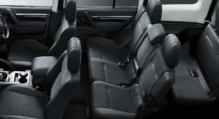 MITSUBISHI PAJERO