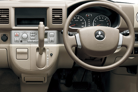 MITSUBISHI TOWN BOX