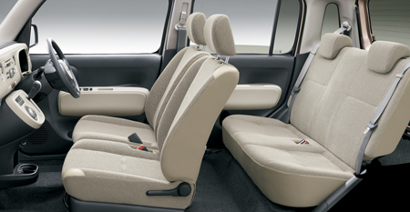 DAIHATSU MIRA COCOA