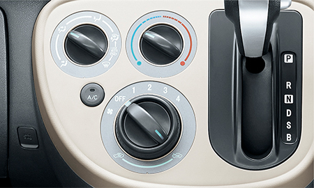 DAIHATSU MIRA COCOA