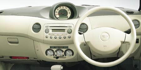 DAIHATSU ESSE