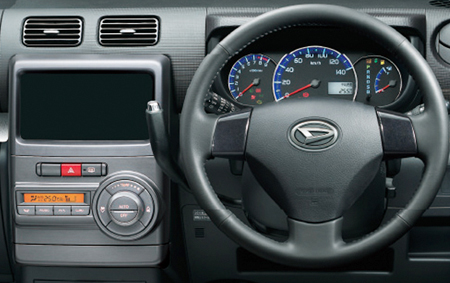 DAIHATSU MOVE CONTE
