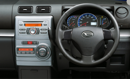 DAIHATSU MOVE CONTE