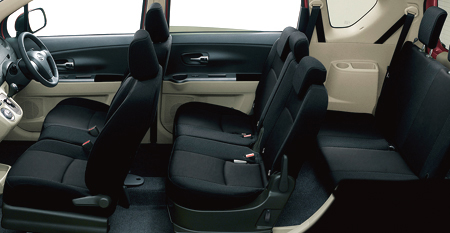 DAIHATSU BOON LUMINAS