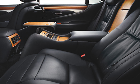LEXUS LS