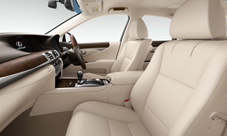 LEXUS LS