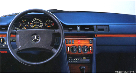 MERCEDES BENZ MEDIUM CLASS