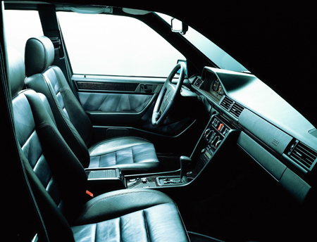 MERCEDES BENZ E CLASS