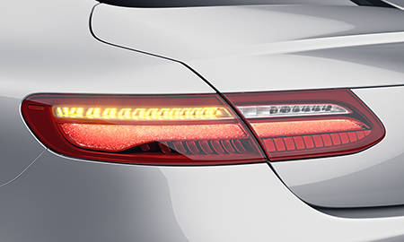 MERCEDES BENZ E CLASS