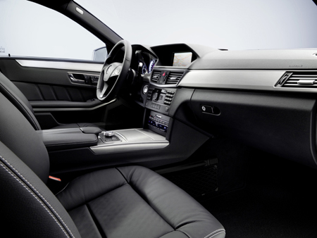 MERCEDES BENZ E CLASS