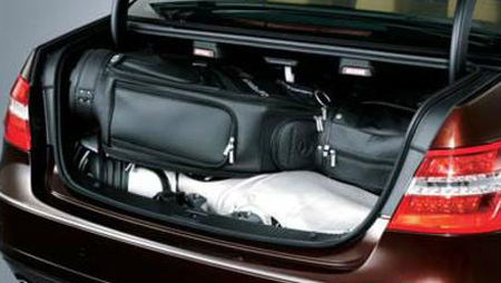 MERCEDES BENZ E CLASS