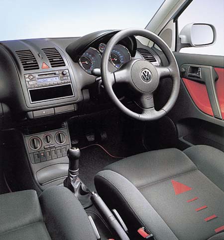 VOLKSWAGEN POLO