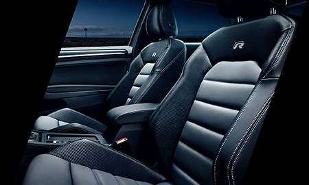 VOLKSWAGEN GOLF R VARIANT