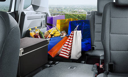 VOLKSWAGEN GOLF TOURAN