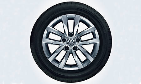 VOLKSWAGEN GOLF TOURAN