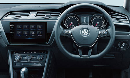 VOLKSWAGEN GOLF TOURAN