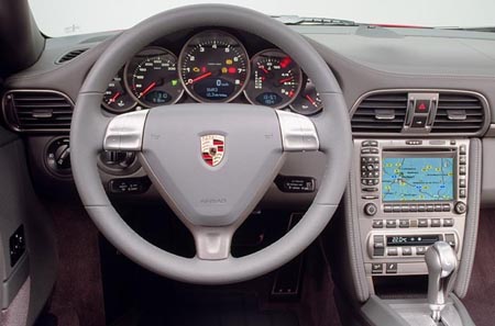 PORSCHE 911