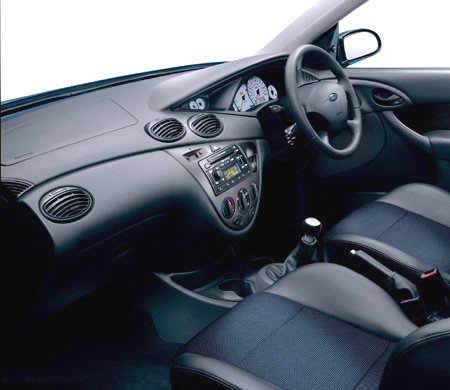 EUROPE FORD FOCUS