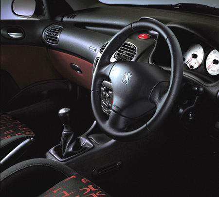 PEUGEOT 206