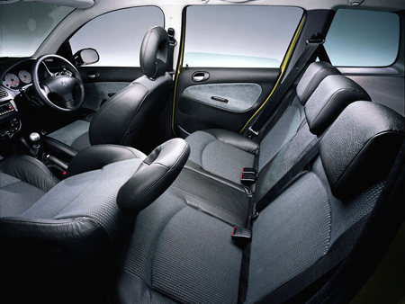 PEUGEOT 206