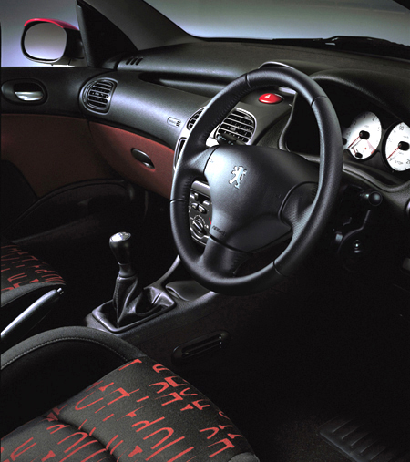 PEUGEOT 206
