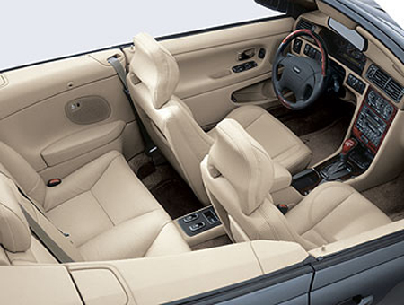 VOLVO C70
