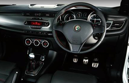 ALFA ROMEO GIULIETTA QUADRIFOGLIO VERDE