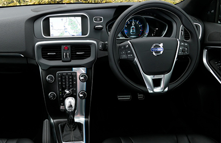 VOLVO V40 T5 R DESIGN