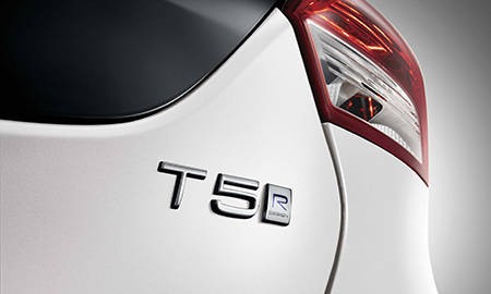 VOLVO V40 T5 R DESIGN FINAL EDITION