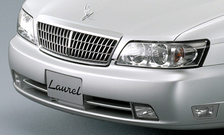 NISSAN LAUREL 25MEDALIST FOUR NAVI EDITION II