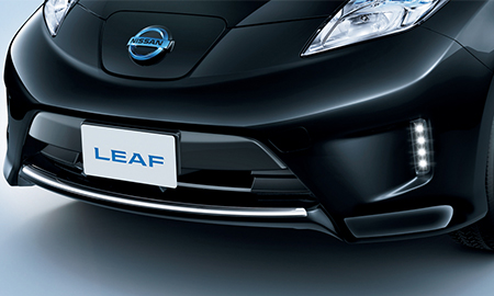 NISSAN LEAF X AERO STYLE