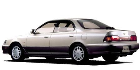 TOYOTA CAMRY PROMINENT