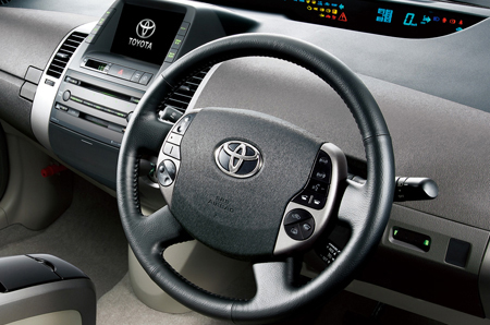 TOYOTA PRIUS S TOURING SELECTION