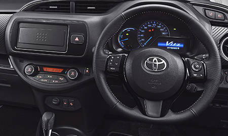 TOYOTA VITZ HYBRID GR SPORT