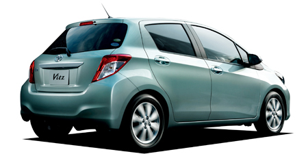 TOYOTA VITZ U