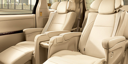 TOYOTA ALPHARD HYBRID G PREMIUM SEAT PACKAGE