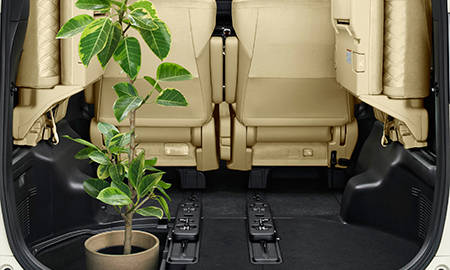 TOYOTA ALPHARD HYBRID EXECUTIVE LOUNGE